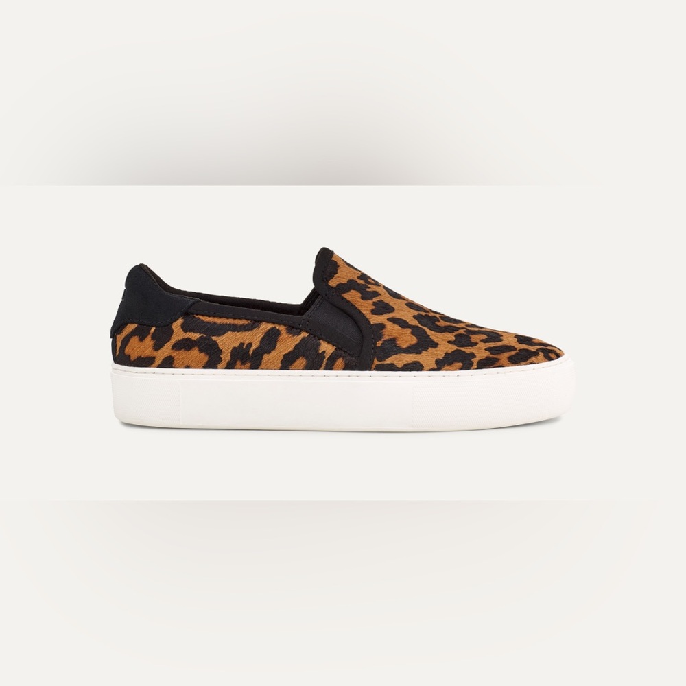 Ugg Cahlvan Panther Print Sneakers - Picture 3 of 15
